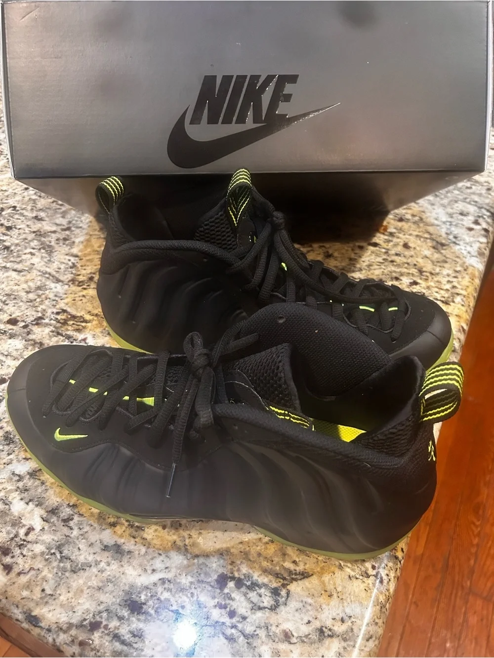 AIR FOAMPOSITE ONE Nike Men’s  Black with Neon Green Accent Athletic Sneakers
